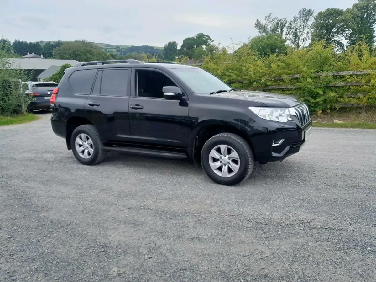 Toyota landcruiser - Image 2