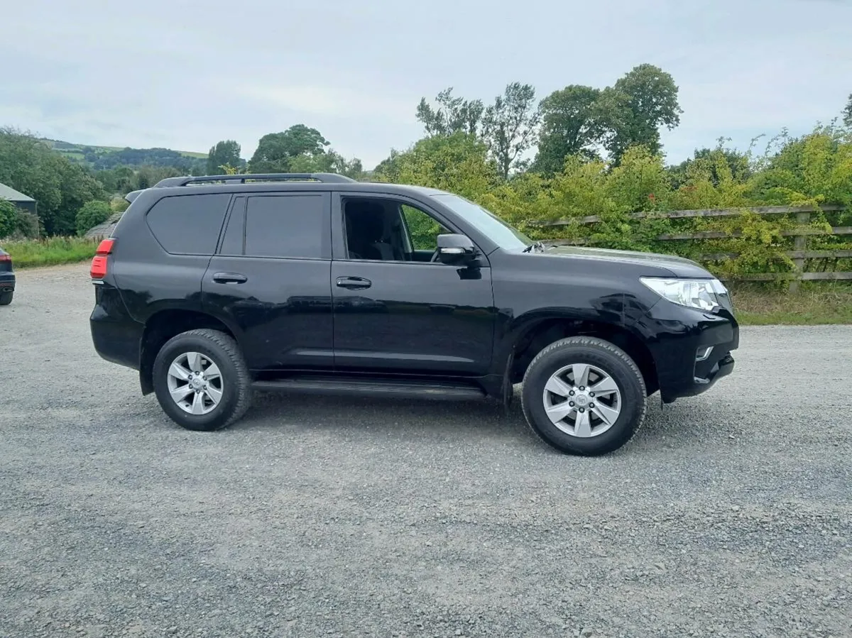 Toyota landcruiser - Image 3