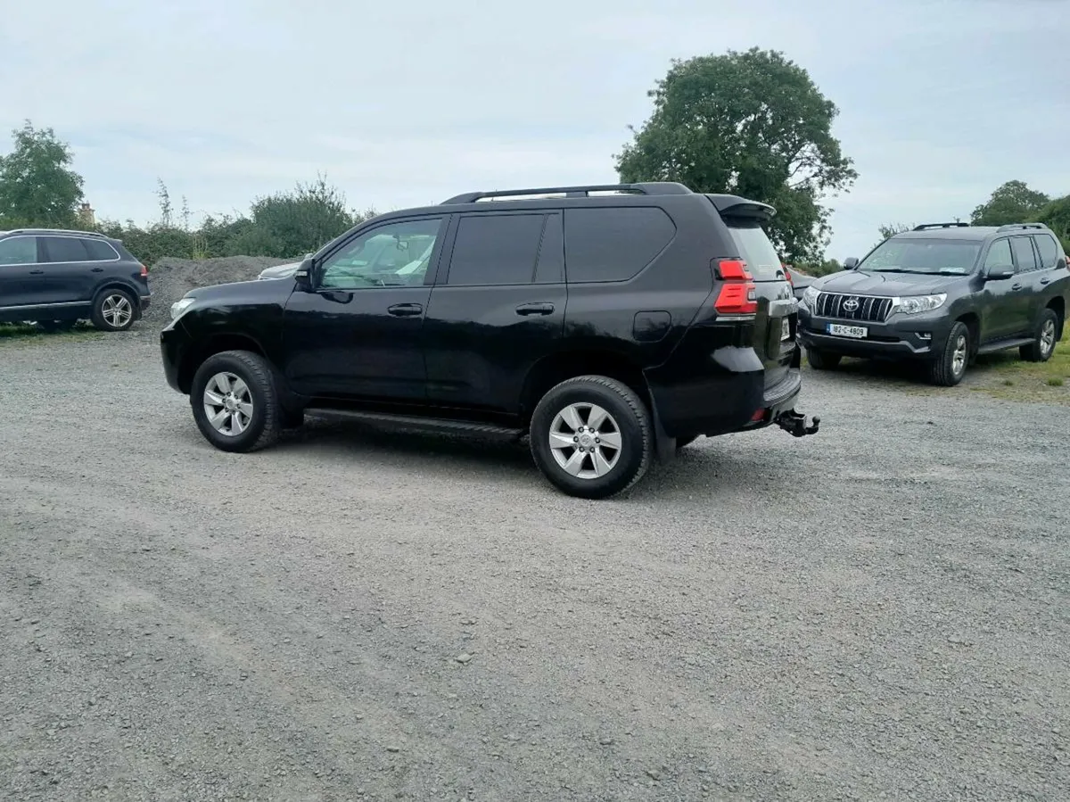 Toyota landcruiser - Image 4