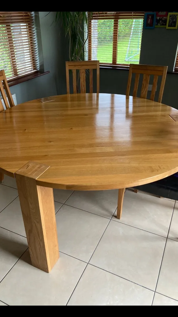Kitchen Table - Image 4