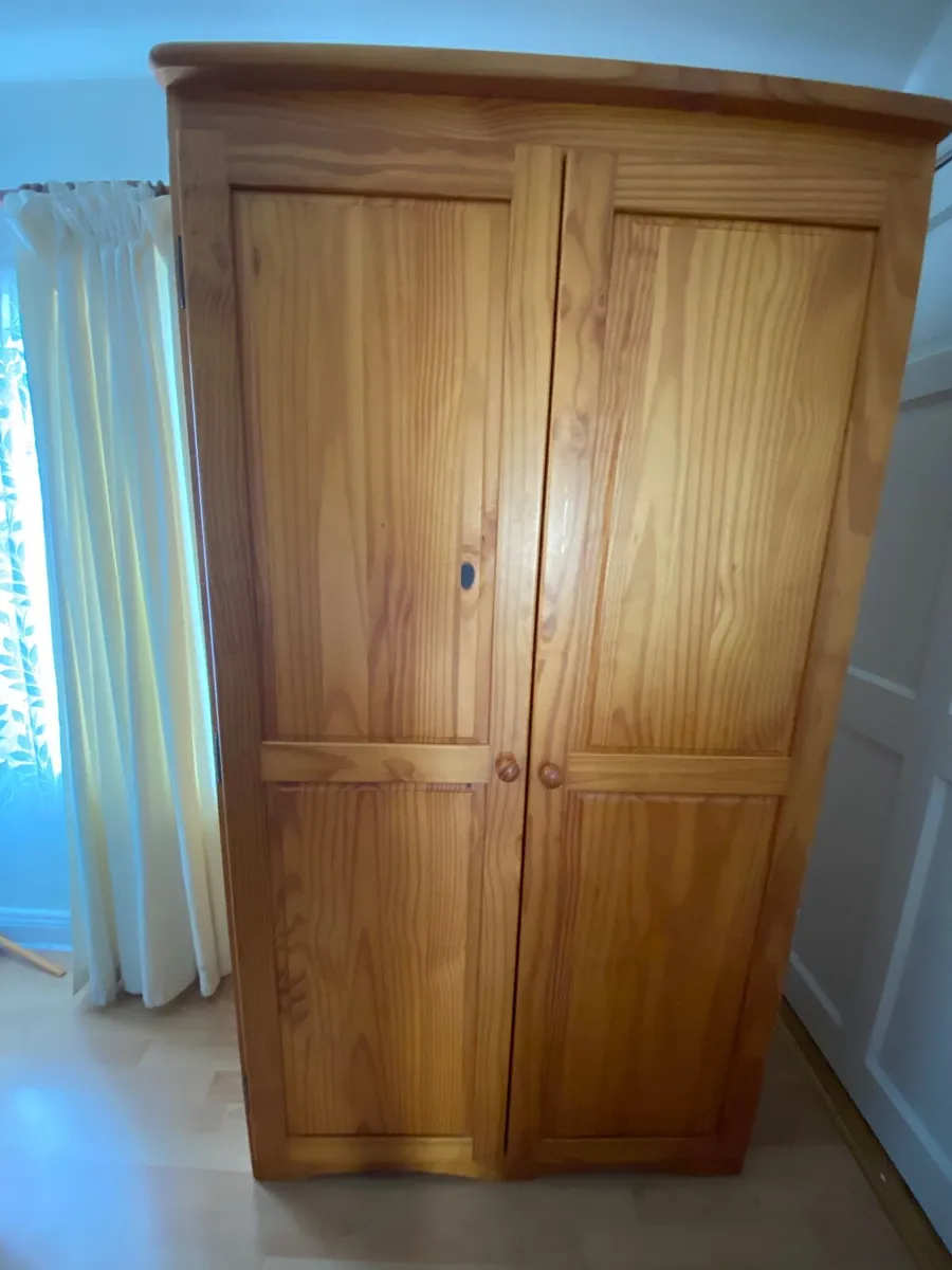 Wardrobe - Image 3