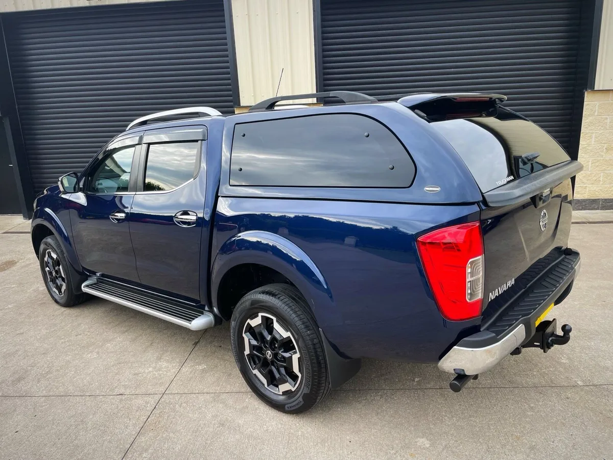 192 2019 NISSAN NAVARA 2.3 DCI TEKNA AUTO - Image 4