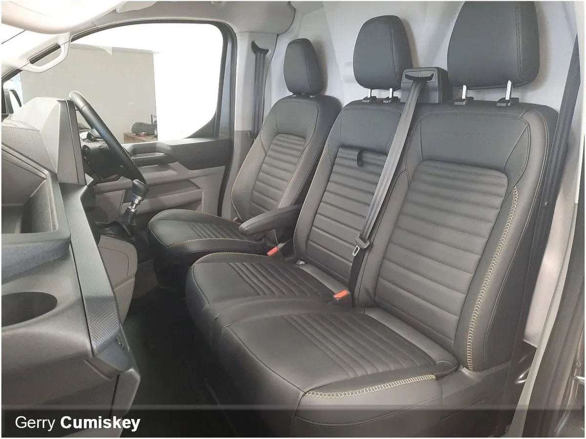 Ford Transit Custom 320 Trail TDCI 136 Ecoblue L1 - Image 2