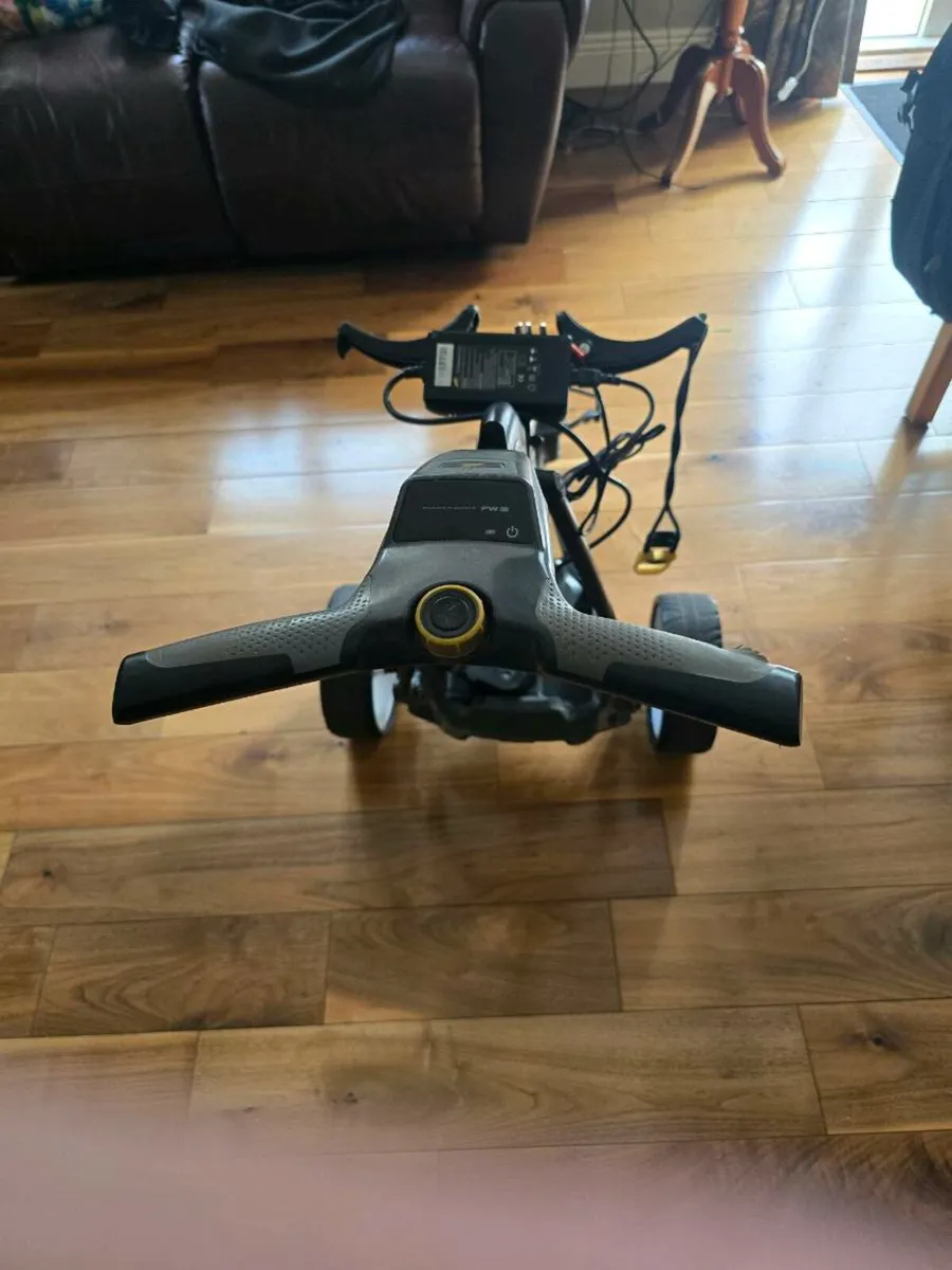 Powakaddy Golf Trolley - Image 3