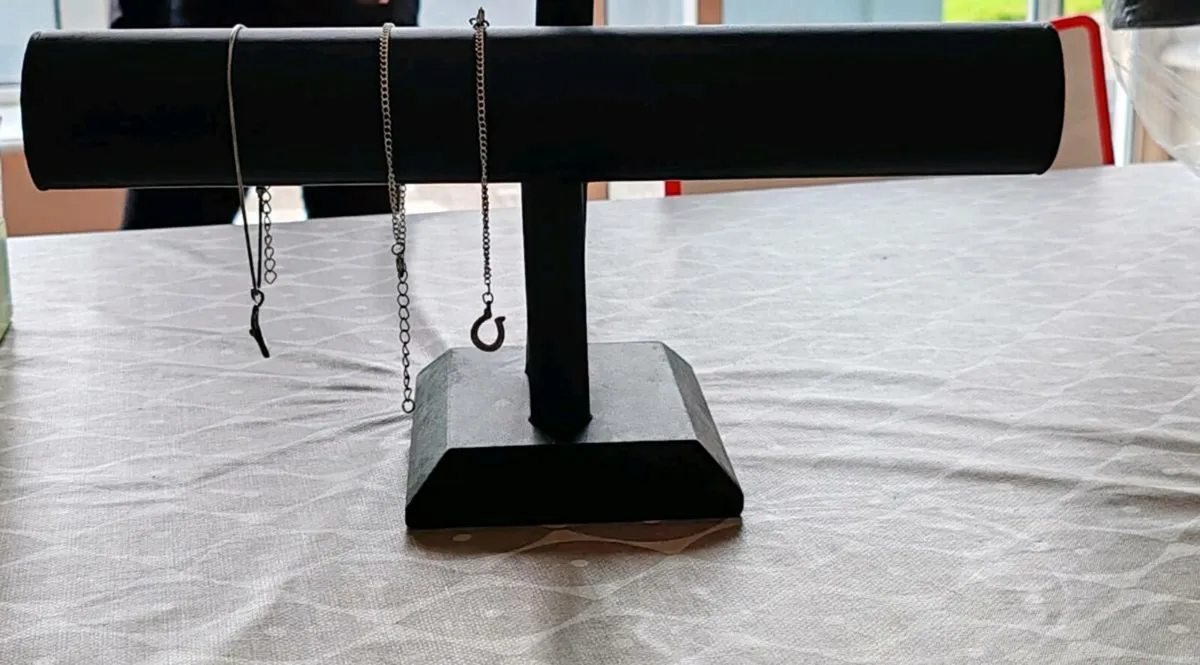 Jewellery display - Image 3