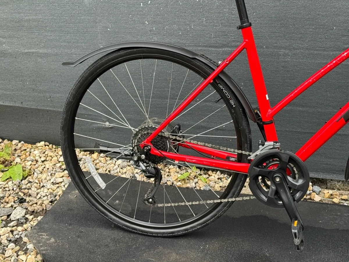 Trek FX2 - Image 2