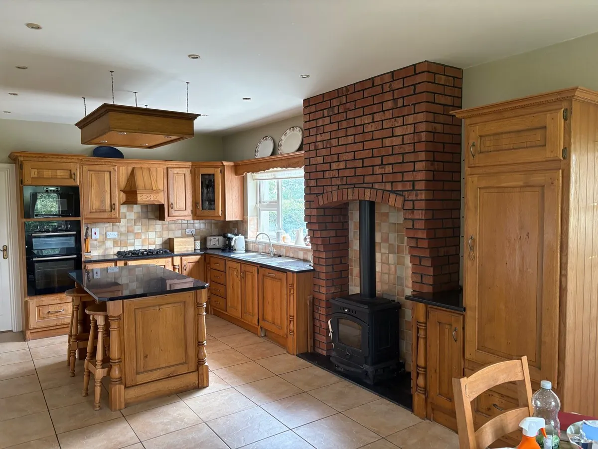Oak kitchen - Image 3