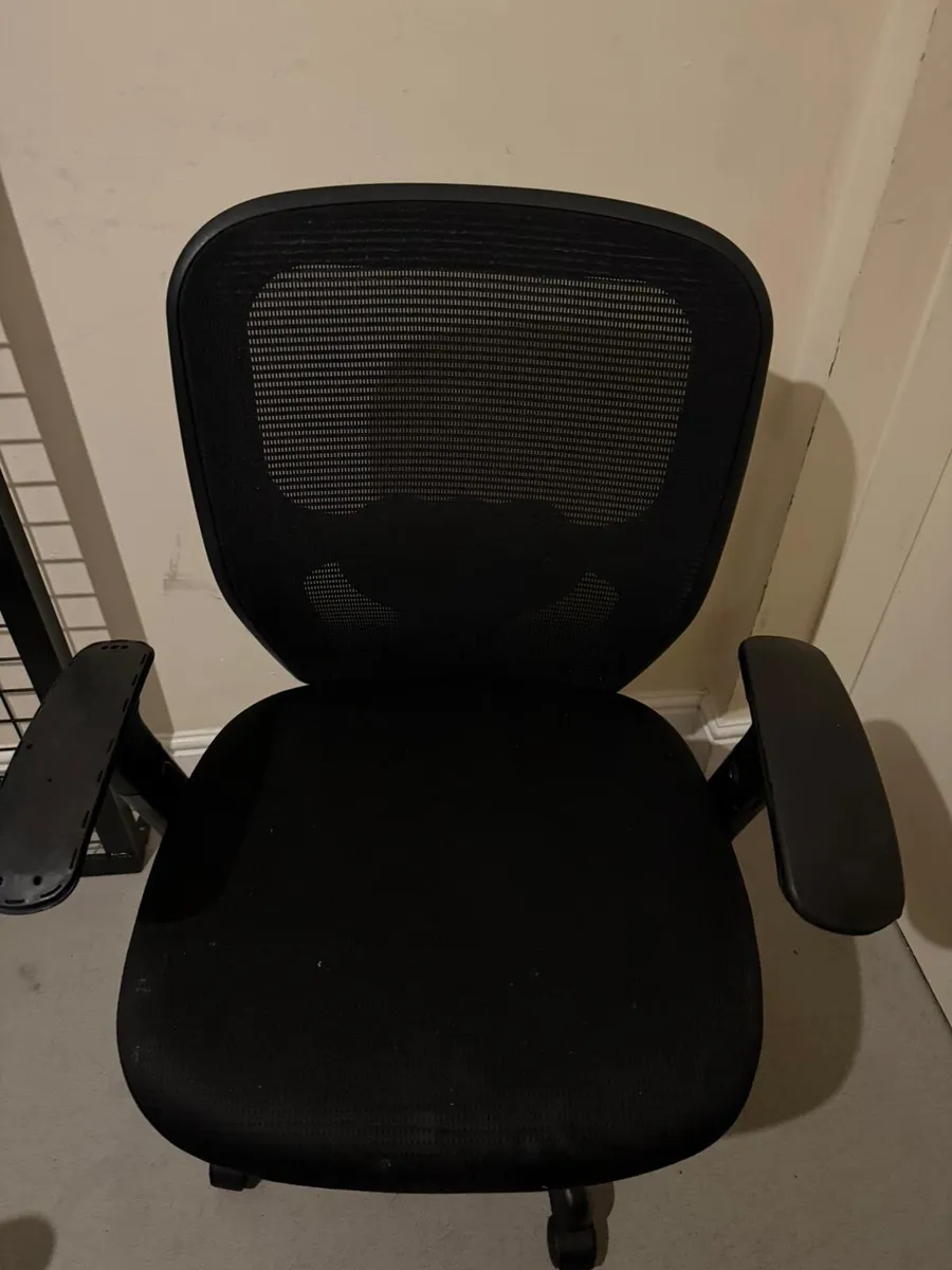 Office Chair - Image 1