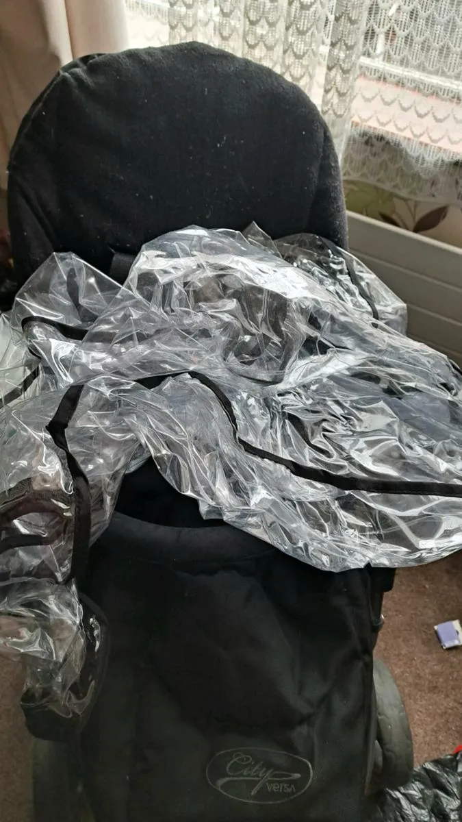 Buggy& pram - Image 2