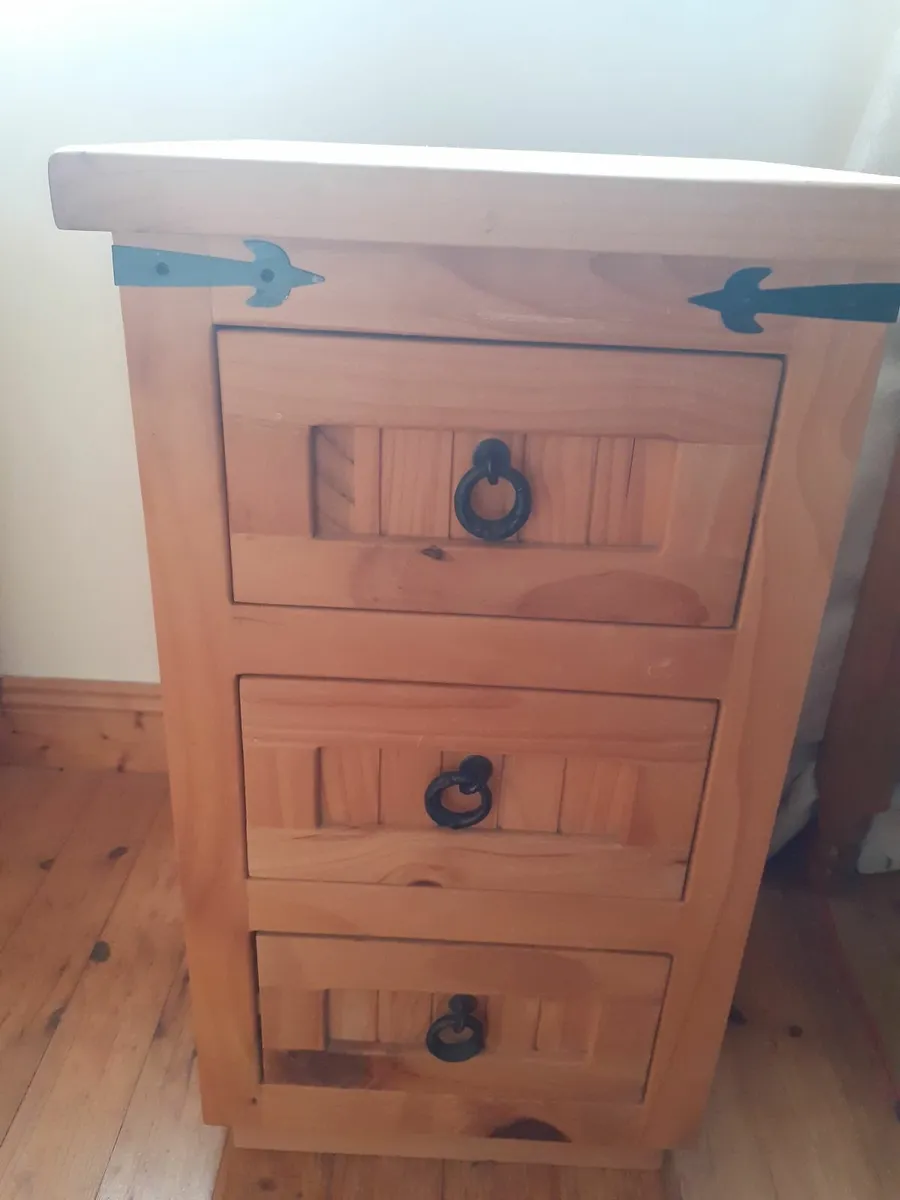 Dresser with oval mirror and matching pine locker - Image 3