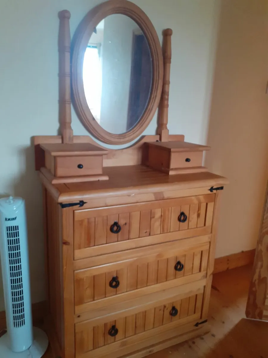 Dresser with oval mirror and matching pine locker - Image 4