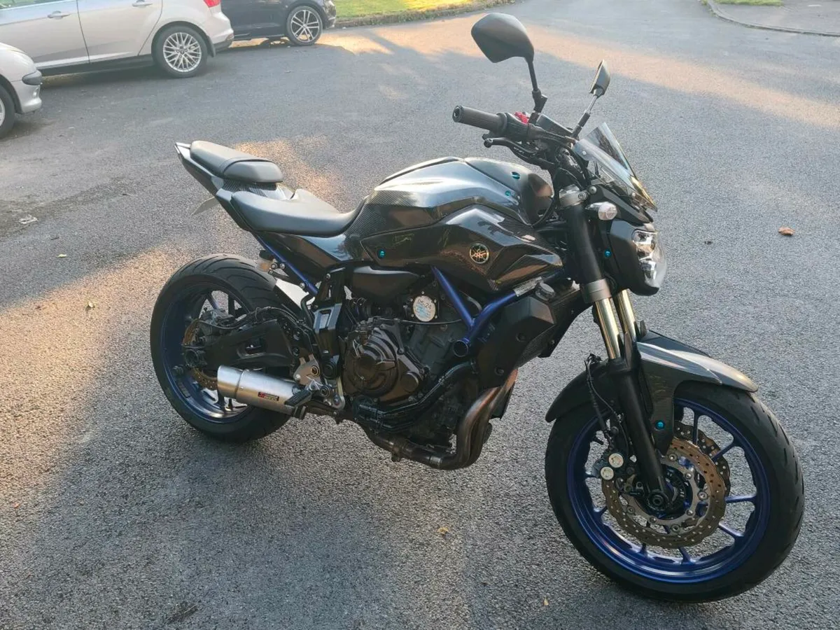 Yamaha MT07 Carbon edition - Image 1