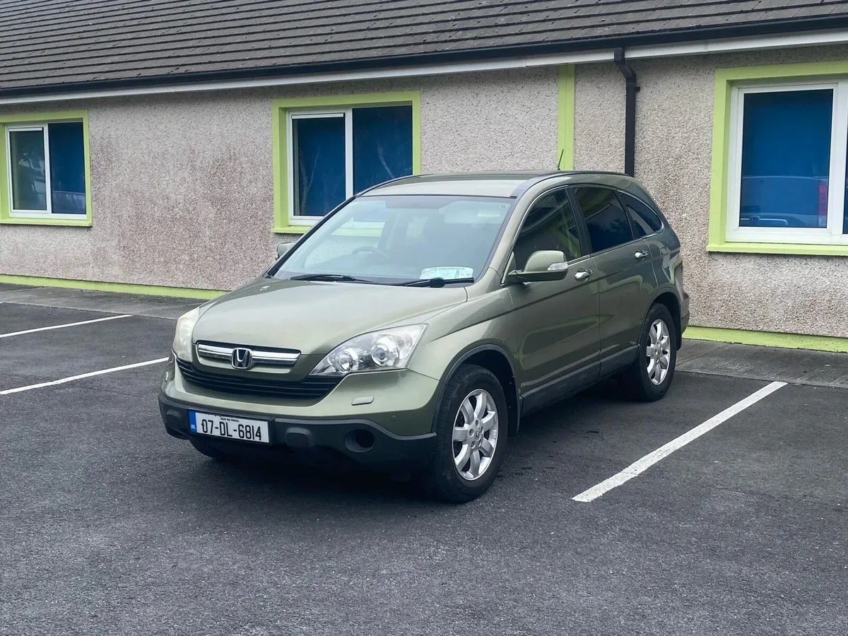 HONDA CR-V ((NCT AND TAX)) - Image 1