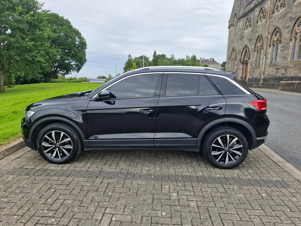 Volkswagen T-Roc 2022 2.0 TDI - Image 1