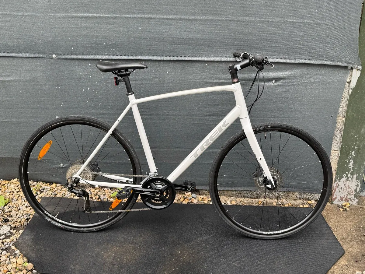 Trek FX3 - Image 1