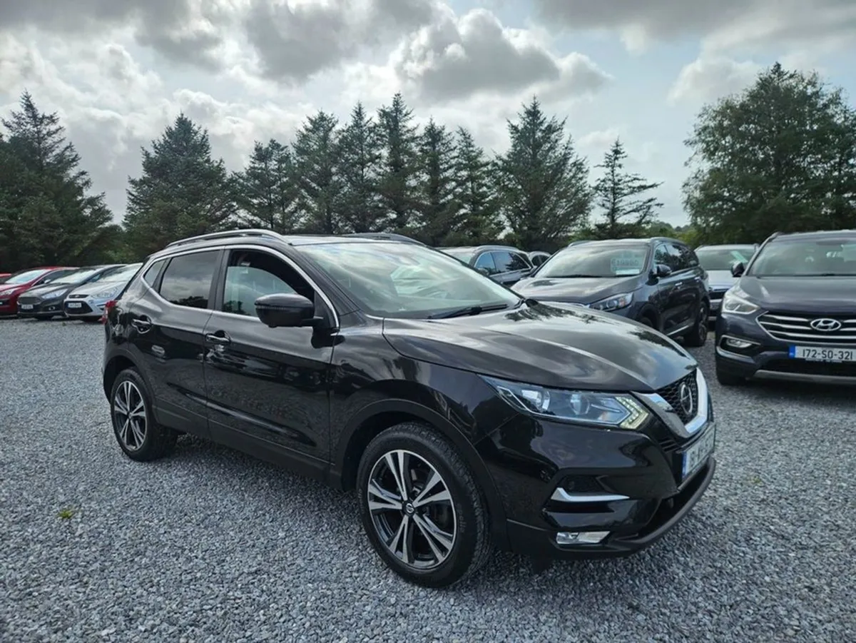 Nissan QASHQAI 1.5 DCI N-connecta 5DR - Image 1