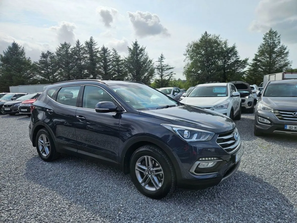 Hyundai Santa Fe 7 Seater - Image 1