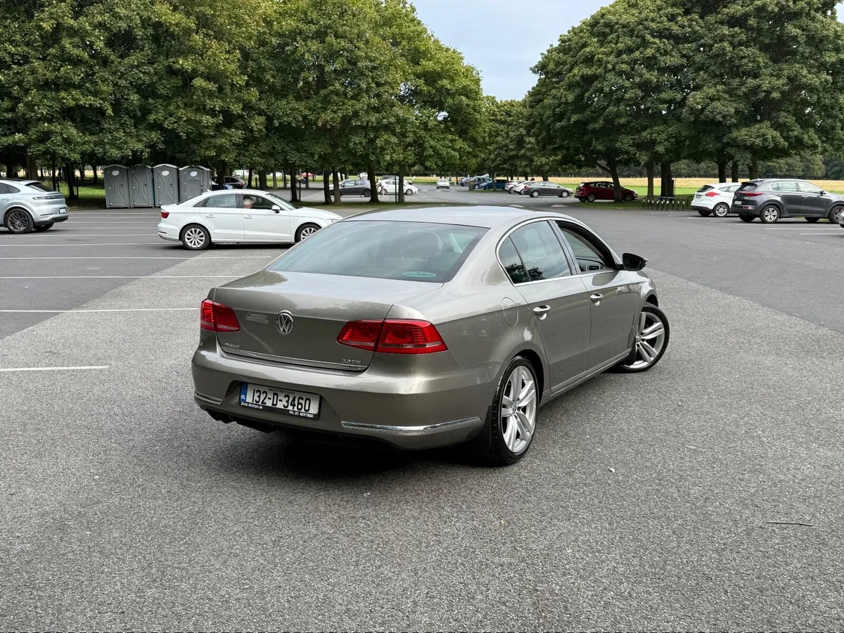 Volkswagen Passat 2013 - Image 4