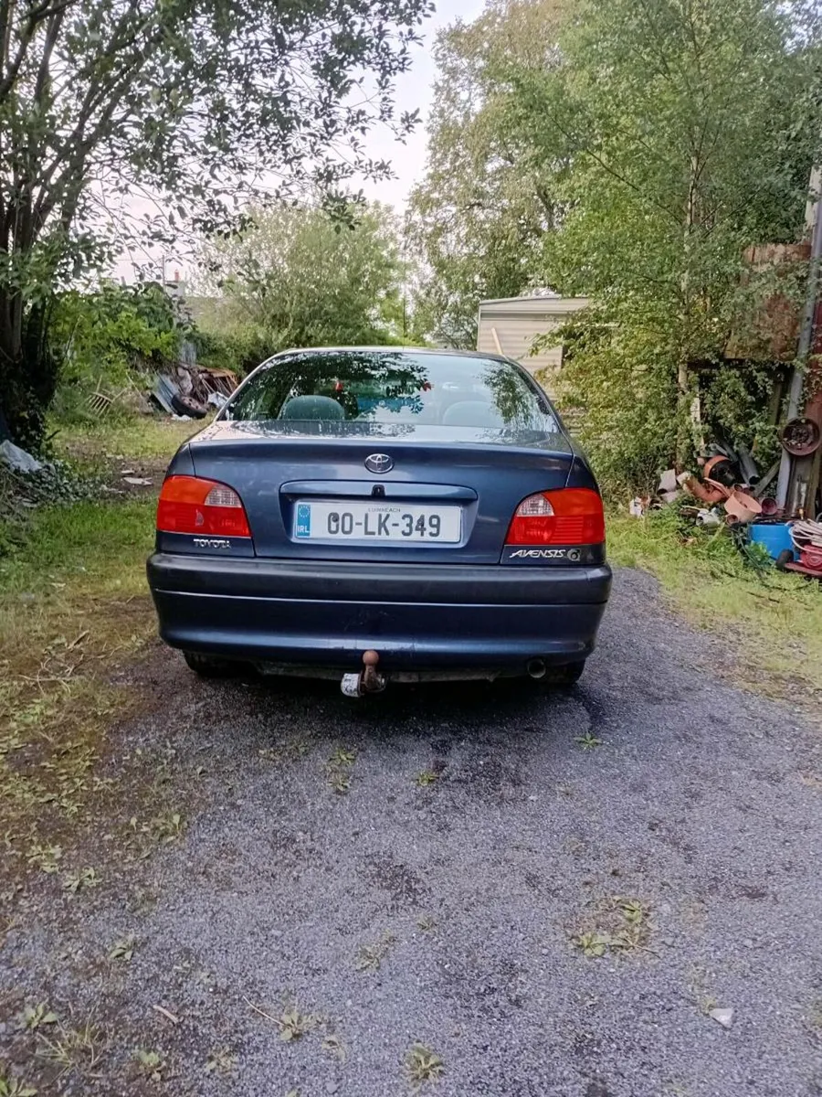 Toyota Avensis - Image 2