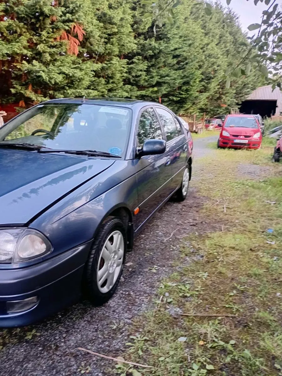 Toyota Avensis - Image 3