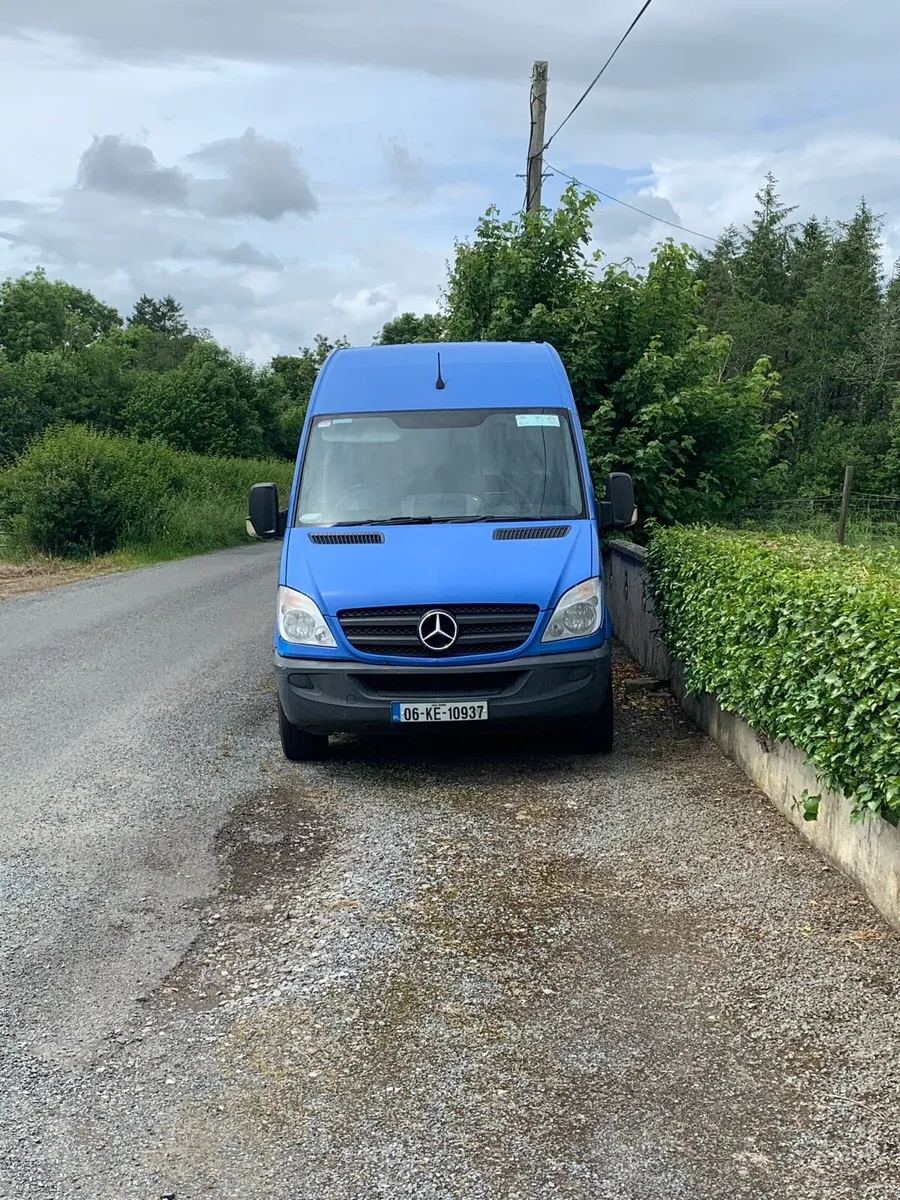 Mercedes Sprinter - Image 2