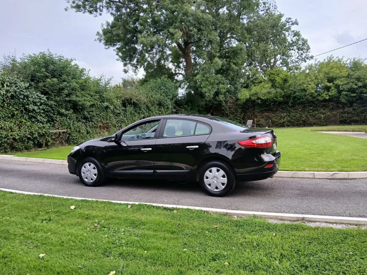 1.5Dci Nct 01/26 Tax 10/25 mint low kms. - Image 2