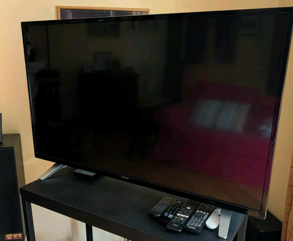 Toshiba 43 inch HD TV - Image 1