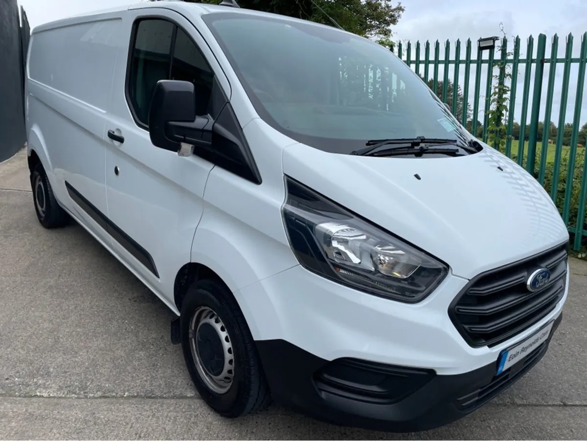 Ford Transit Custom 300L 2.0 TD 130BHP M6 LWB Low - Image 2