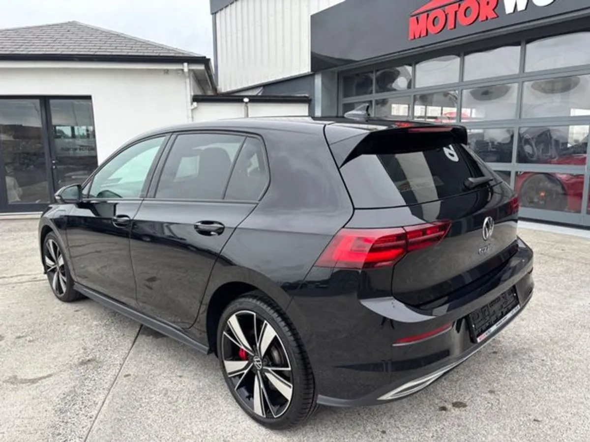 Volkswagen Golf GTE TSi 245 DSG Auto - Image 2
