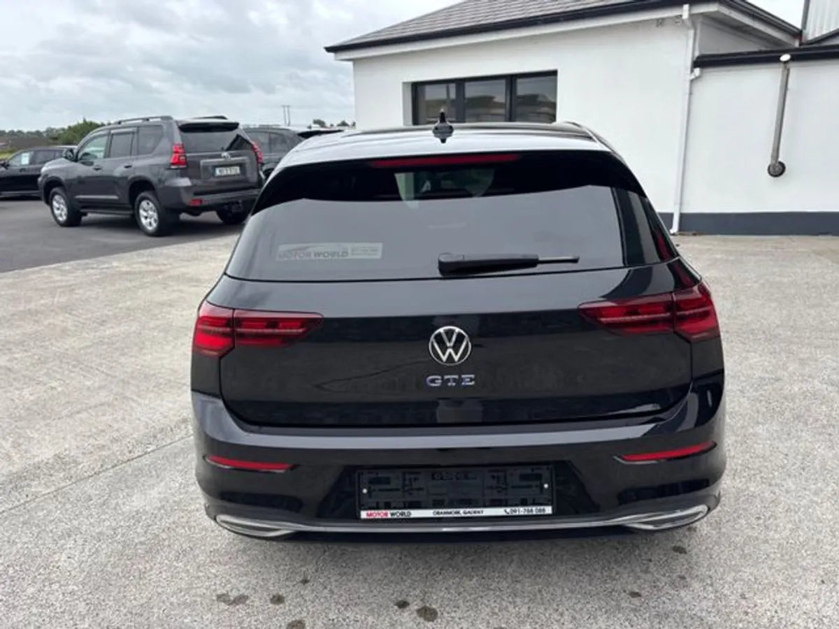 Volkswagen Golf GTE TSi 245 DSG Auto - Image 3