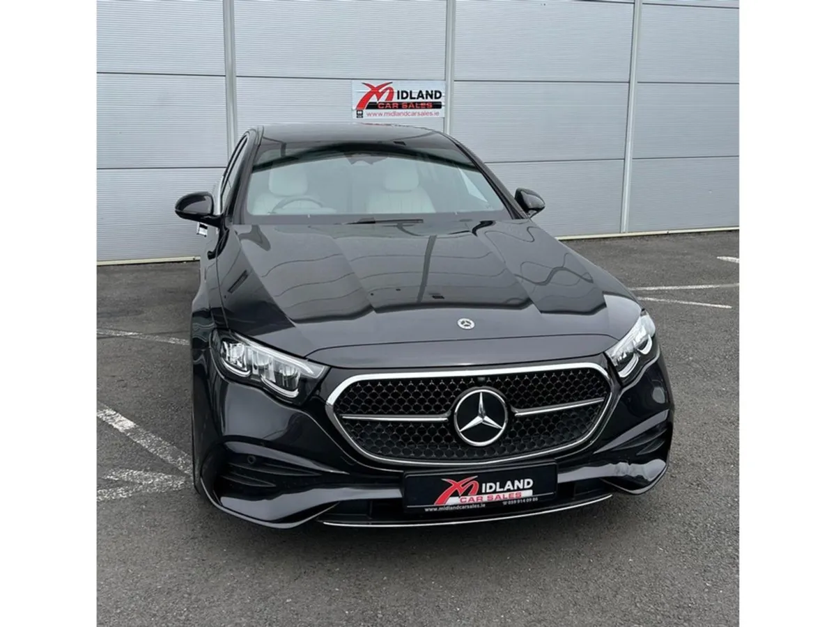 Mercedes-Benz E-Class 252 E 220 D AMG Line Advanc - Image 2