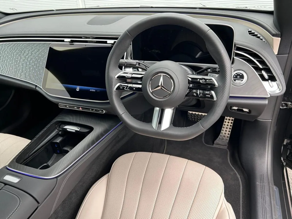 Mercedes-Benz E-Class 252 E 220 D AMG Line Advanc - Image 4