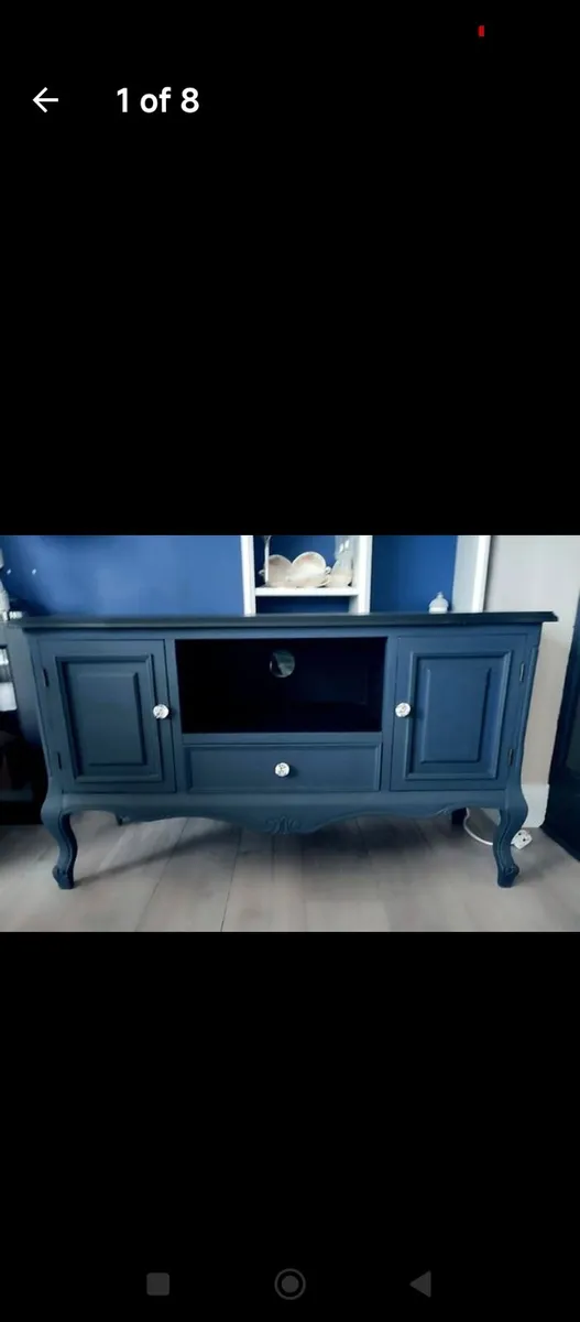 TV cabinet - Image 1
