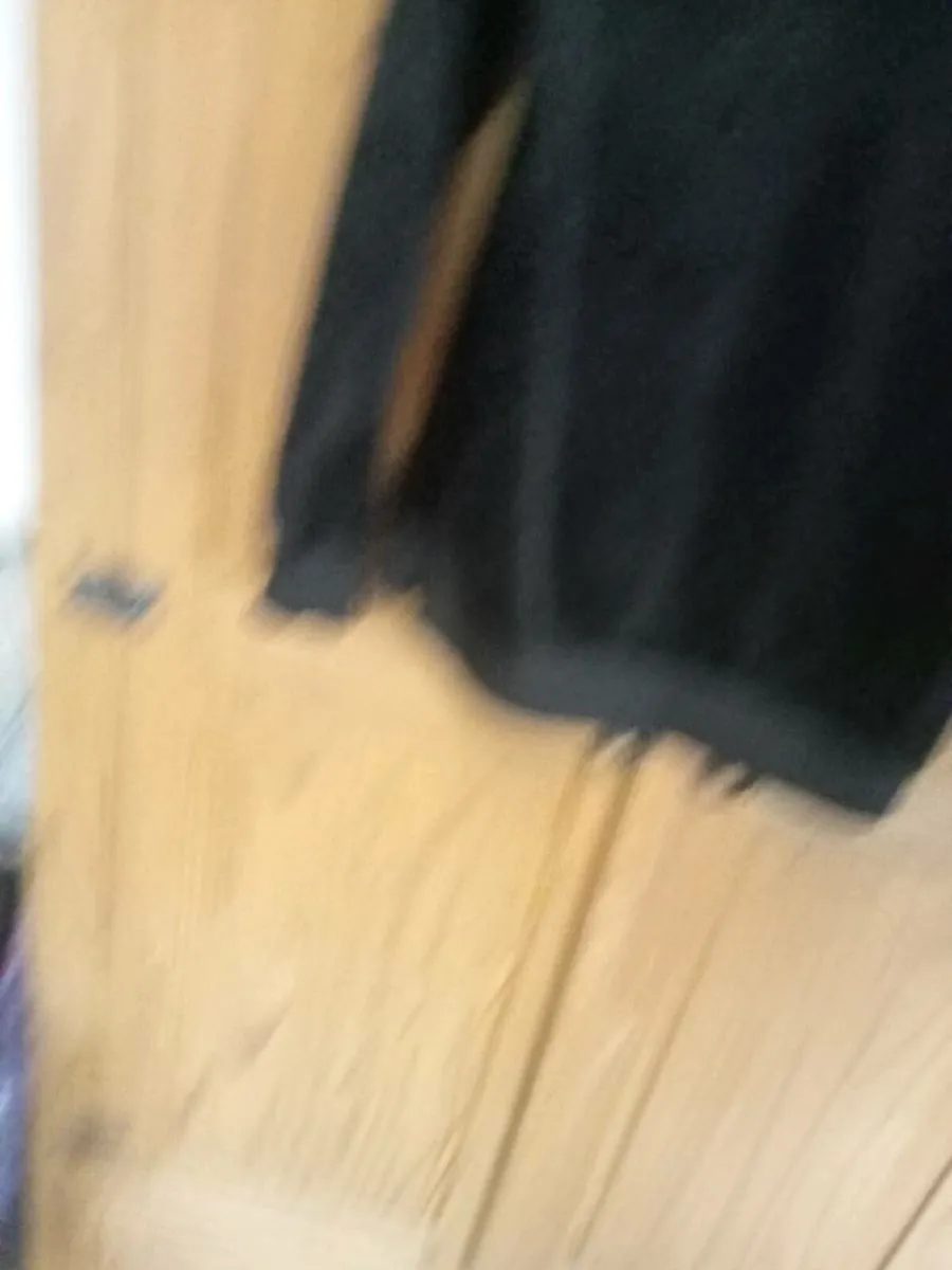 Ladies fila velvet tracksuit size 8 - Image 3