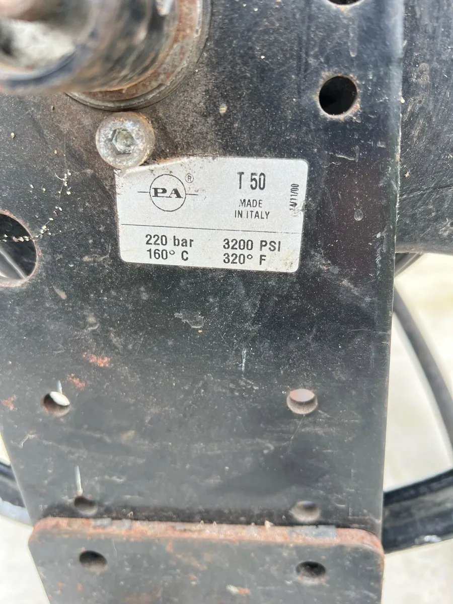 Pressure Washer Hose Reel - Image 4