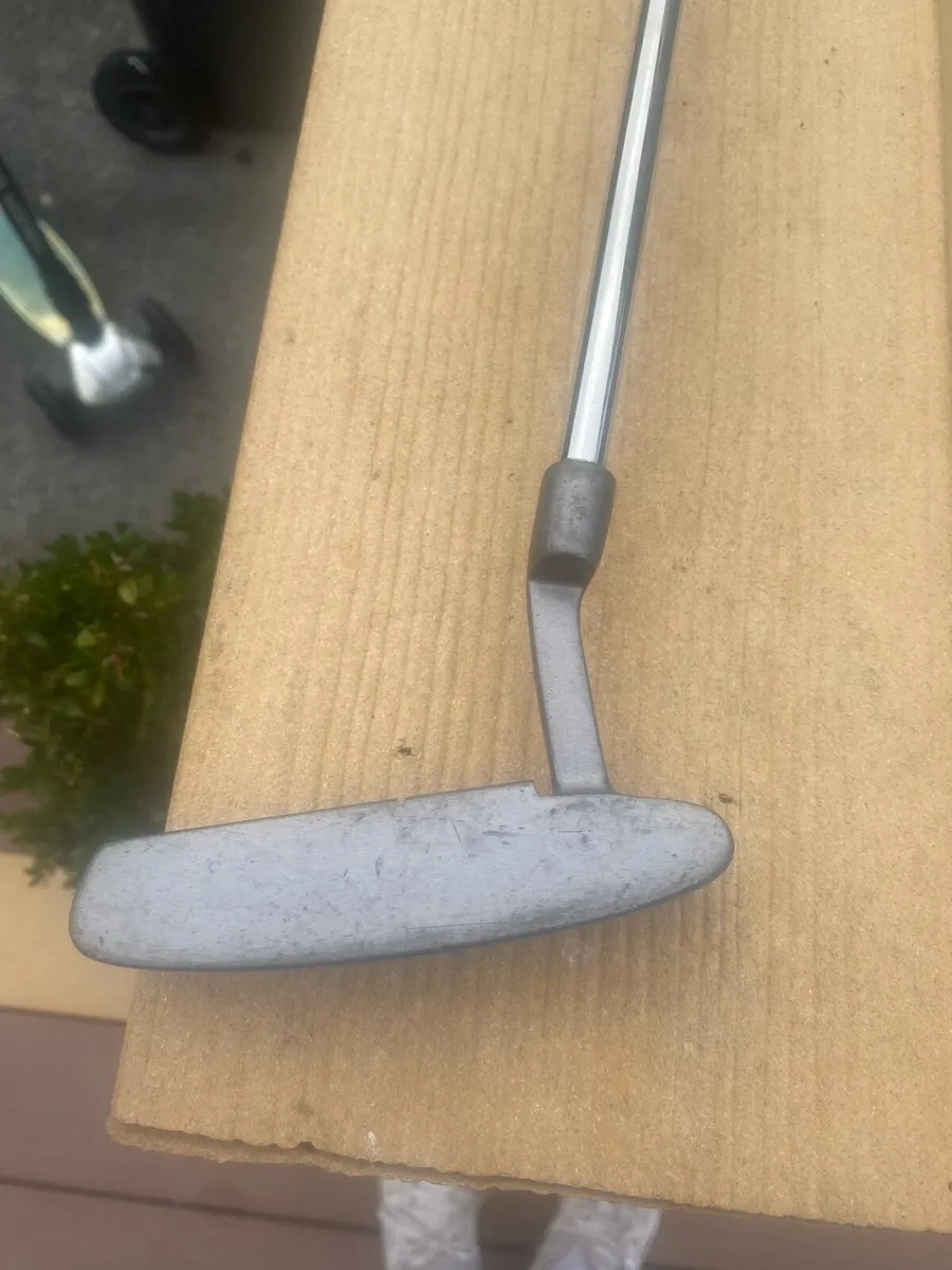 Colt golf 29” putter - Image 3