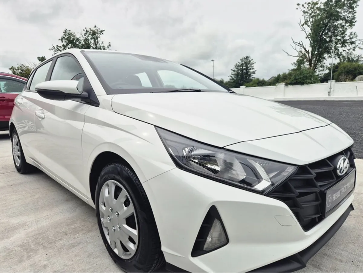 Hyundai i20 Classic 5DR 1.2 - Image 2