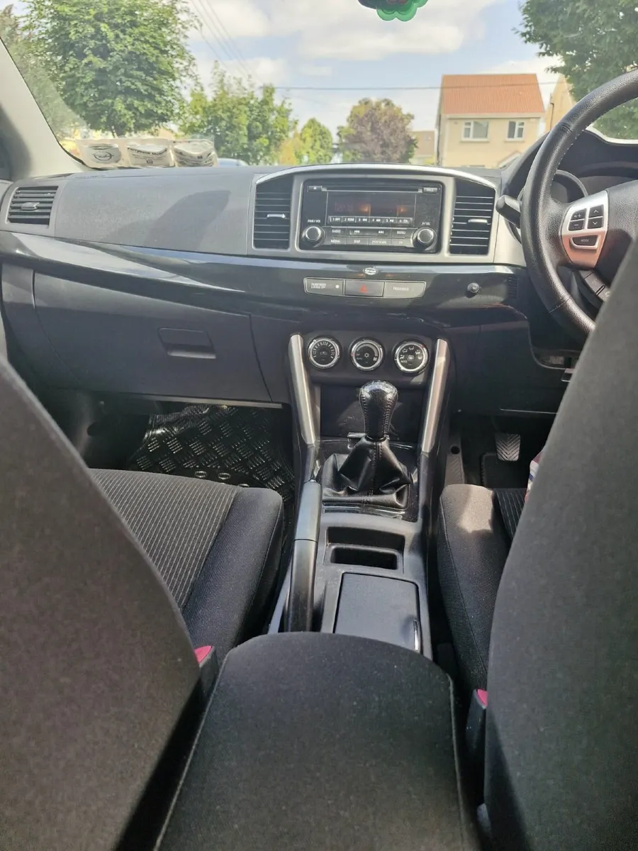 Mitsubishi Lancer 2018 - Image 4