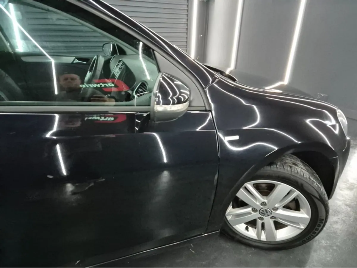 Volkswagen Golf Match 1.6 TDI Manual 5speed 90hp - Image 2