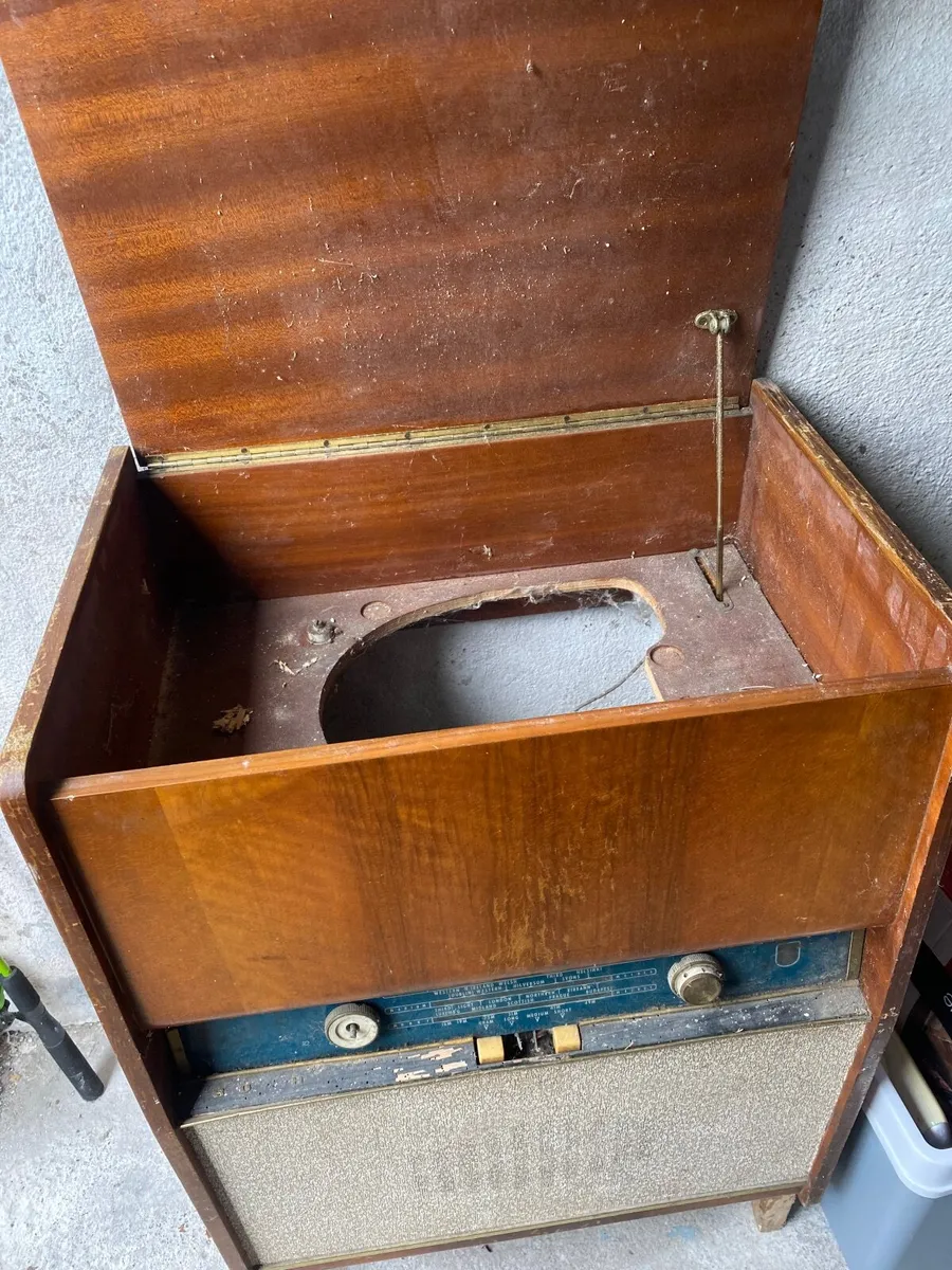 Art Deco Radio Case - Image 3