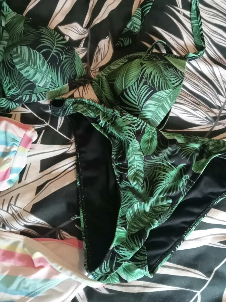 Ladies bikini bundle size 10 - Image 2