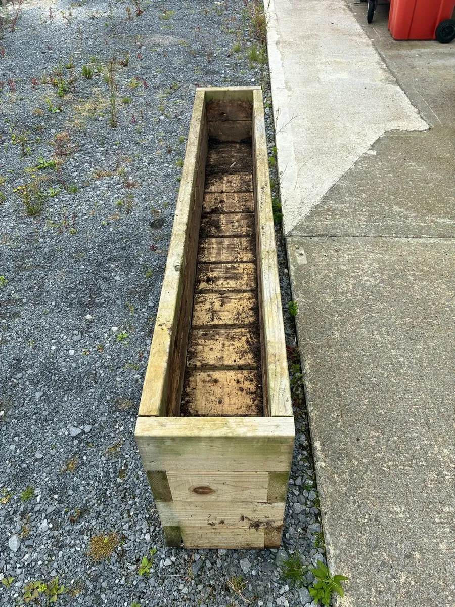 Wooden planter box - Image 2