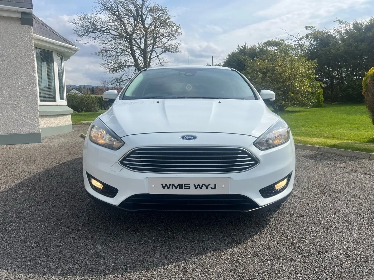 2015 ford focus - Image 2