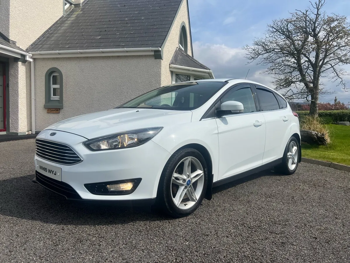 2015 ford focus - Image 3