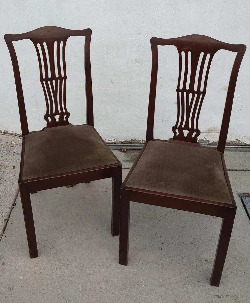 Antique chairs (Lot103) - Image 1