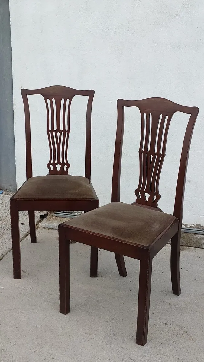 Antique chairs (Lot103) - Image 2