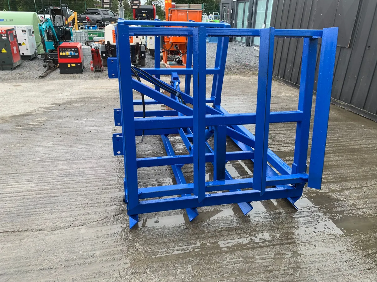 New 16 Foot Folding Land Leveller - Image 2