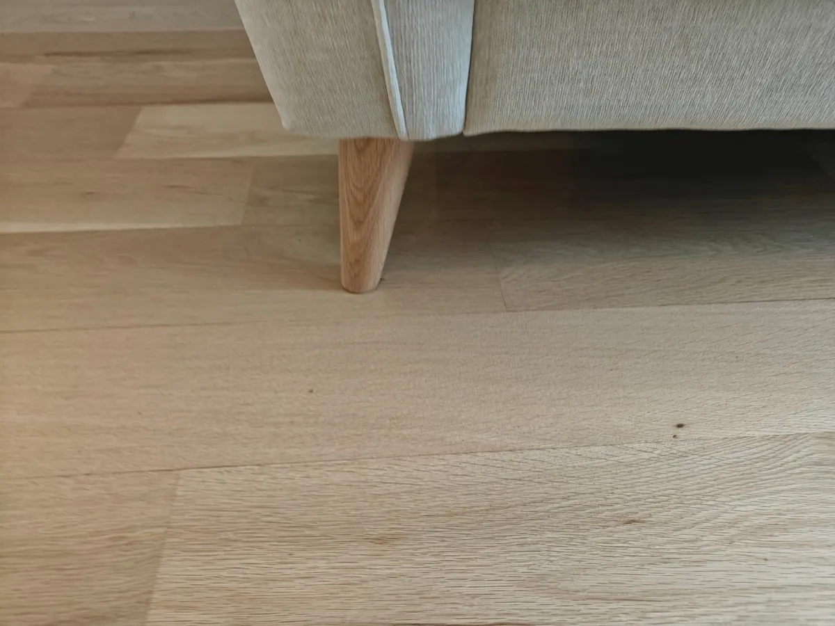 Sofa - Image 4