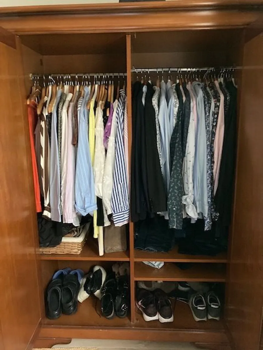 large mahogany wardrobe 2 door - Image 3