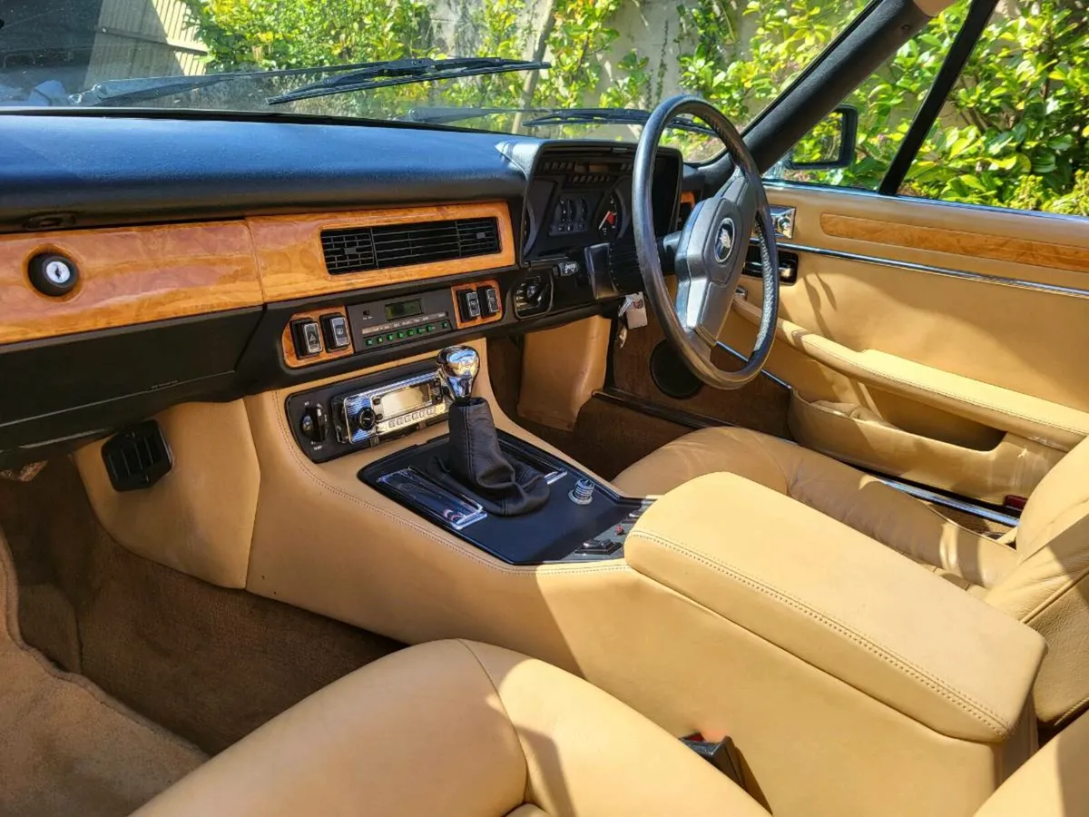 Jaguar XJ-SC - Image 2